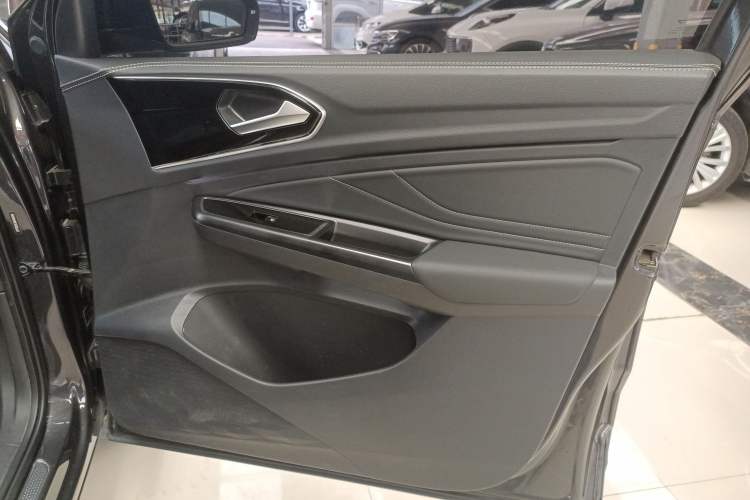 Used Jetta VS7 2021 Black Edition 1.4T Automatic Enjoyment Model Right Front Door Interior