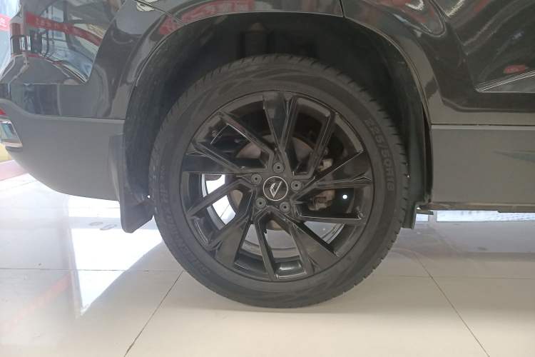 Used Jetta VS7 2021 Black Edition 1.4T Automatic Enjoyment Model Right Rear Wheel Hub