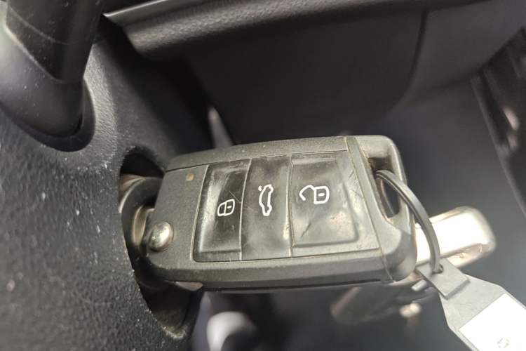 Used Jetta VS7 2021 1.4T Automatic Entry Model Vehicle Key