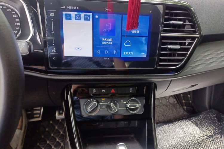 Used Jetta VS7 2021 30th Anniversary Edition 1.4T Automatic Enjoyment Model Audio And AC Panel