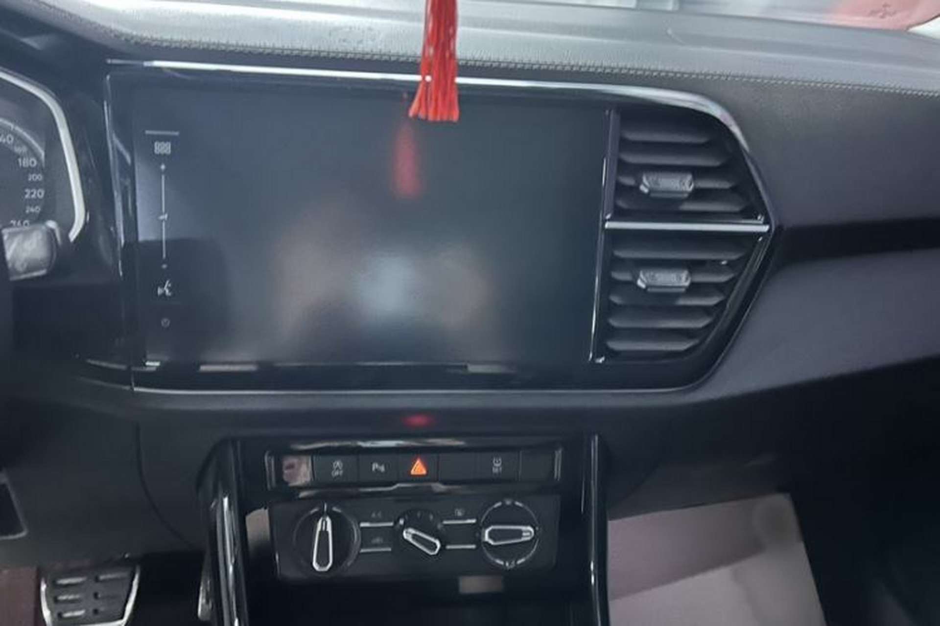 Used Jetta VS7 2021 Panda Edition 1.4T Automatic Enjoyment Model Audio And AC Panel