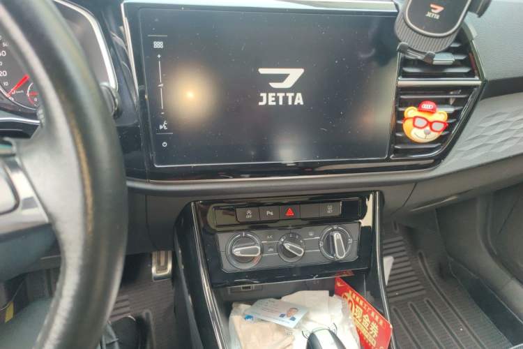 Used Jetta VS7 2021 30th Anniversary Edition 1.4T Automatic Enjoyment Model Audio And AC Panel