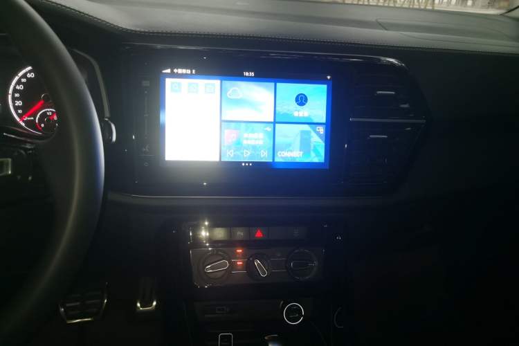 Used Jetta VS7 2021 Panda Edition 1.4T Automatic Enjoyment Model Audio And AC Panel
