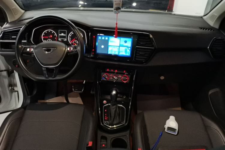 Used Jetta VS7 2021 Panda Edition 1.4T Automatic Enjoyment Model Center Console