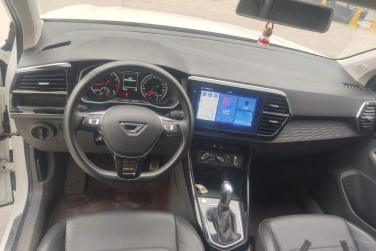 Used Jetta VS7 2021 30th Anniversary Edition 1.4T Automatic Enjoyment Model Center Console
