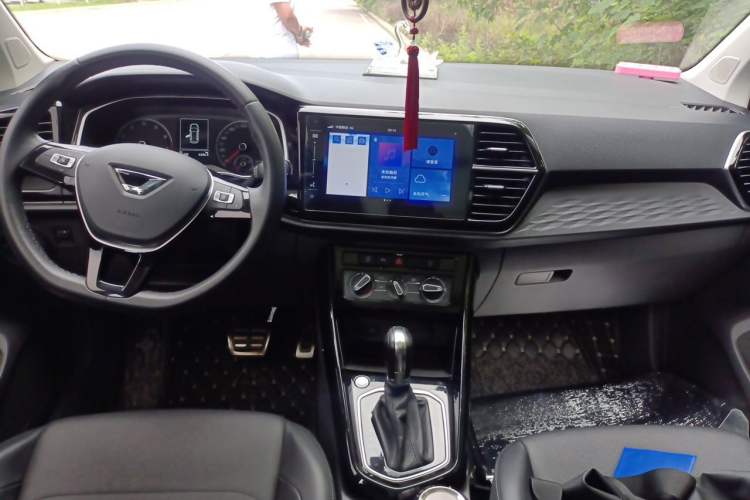 Used Jetta VS7 2021 30th Anniversary Edition 1.4T Automatic Enjoyment Model Center Console