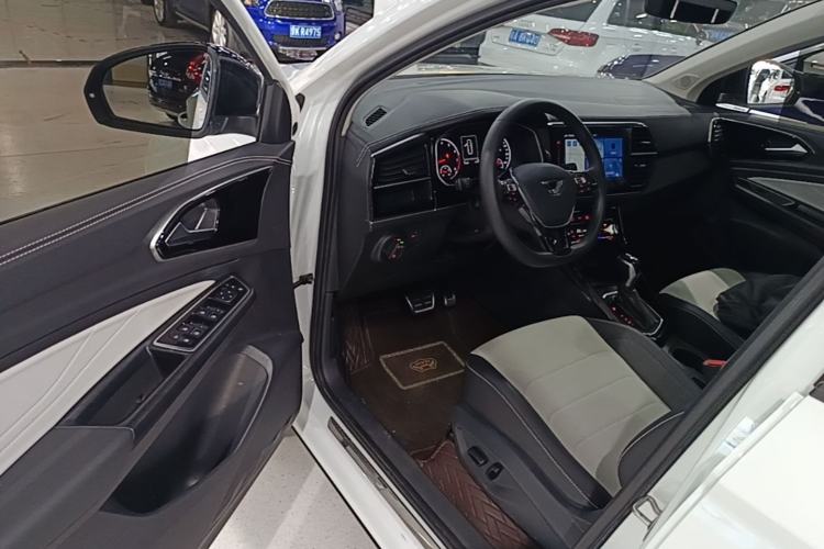 Used Jetta VS7 2021 Panda Edition 1.4T Automatic Glory Version Driver Seat