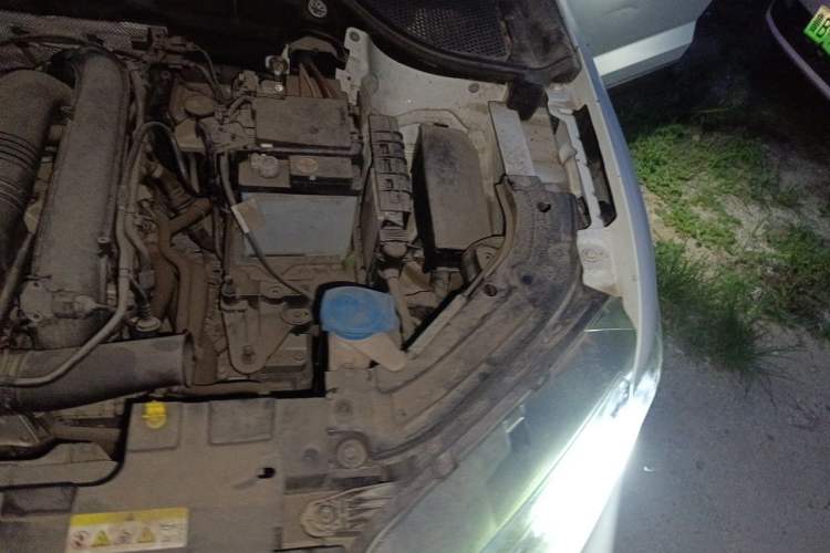 Used Jetta VS7 2021 30th Anniversary Edition 1.4T Automatic Enjoyment Model Engine Bay Left