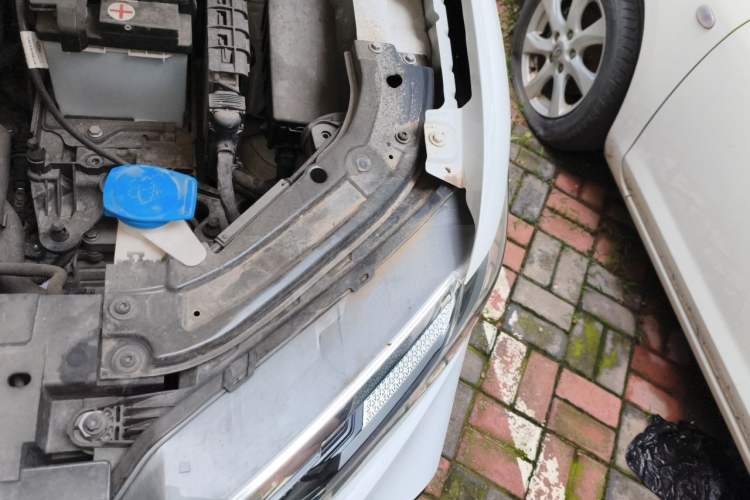 Used Jetta VS7 2021 1.4T Automatic Entry Model Engine Bay Left
