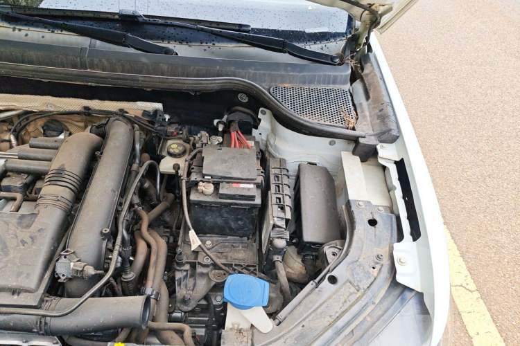 Used Jetta VS7 2021 1.4T Automatic Entry Model Engine Bay Left