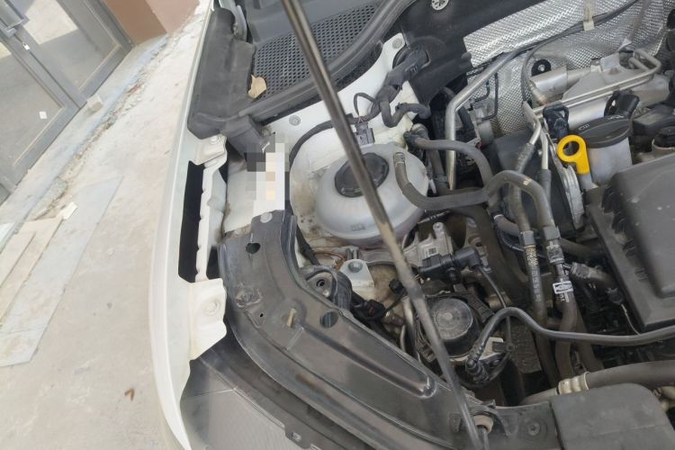 Used Jetta VS7 2021 1.4T Automatic Entry Model Engine Bay Right