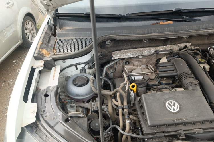 Used Jetta VS7 2021 1.4T Manual Entry-Level Model Engine Bay Right