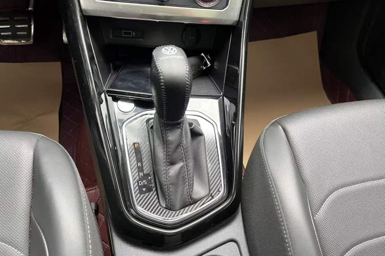 Used Jetta VS7 2021 1.4T Automatic Enjoyment Edition Gear Lever