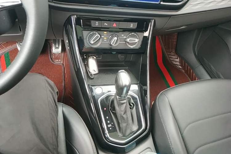 Used Jetta VS7 2021 30th Anniversary Edition 1.4T Automatic Enjoyment Model Gear Lever