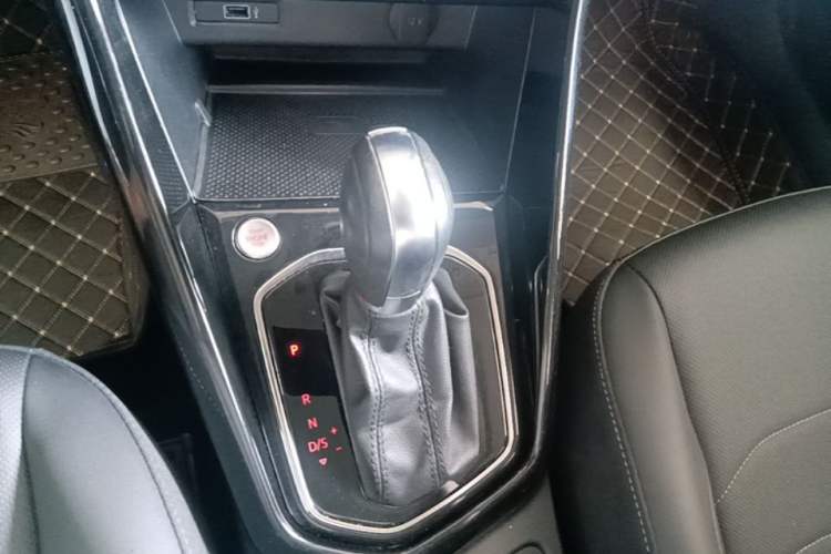 Used Jetta VS7 2021 1.4T Automatic Enjoyment Edition Gear Lever