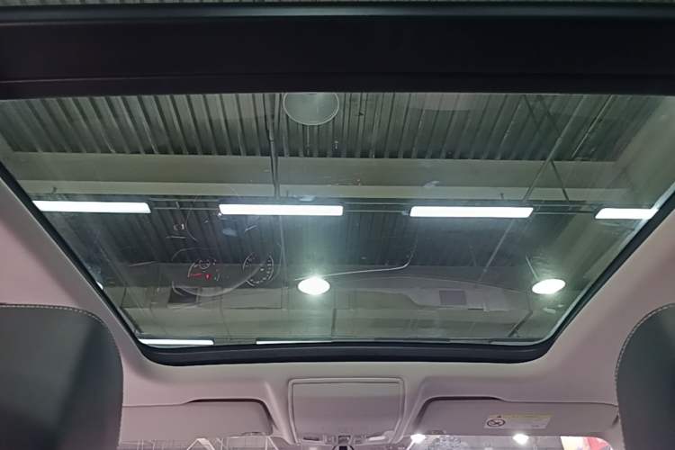 Used Jetta VS7 2021 Panda Edition 1.4T Automatic Glory Version Headliner