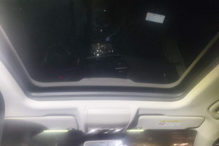 Used Jetta VS7 2021 Panda Edition 1.4T Automatic Enjoyment Model Headliner