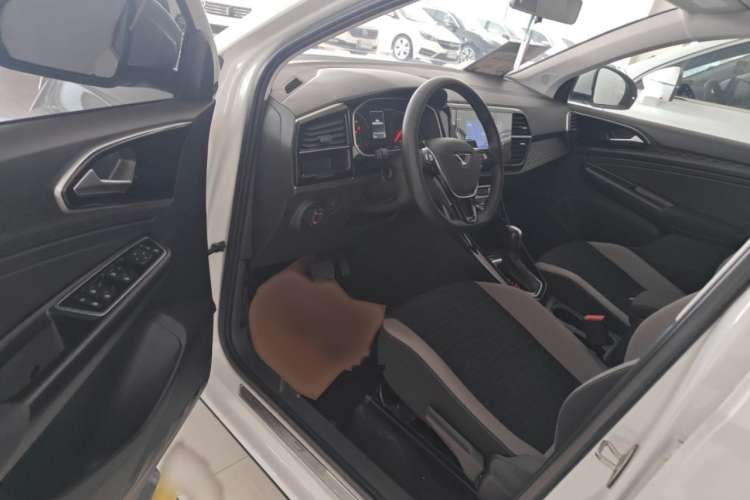 Used Jetta VS7 2021 1.4T Automatic Entry Model Interior 2
