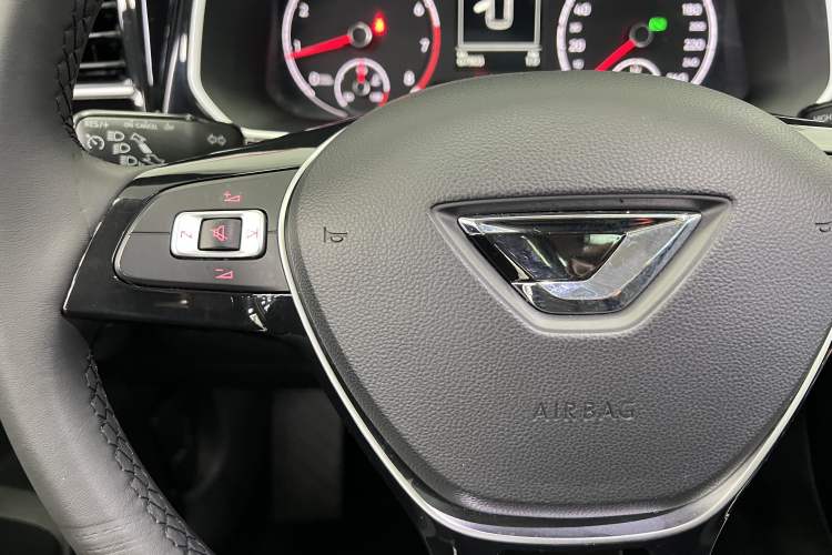 Used Jetta VS7 2021 Panda Edition 1.4T Automatic Enjoyment Model Interior 2