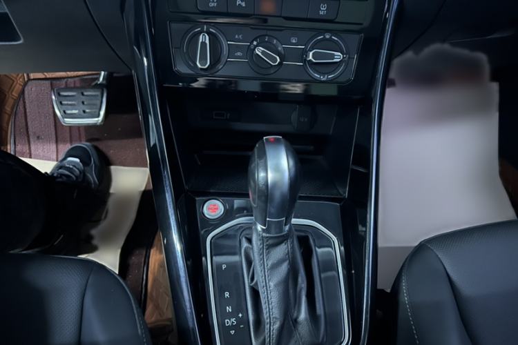 Used Jetta VS7 2021 Panda Edition 1.4T Automatic Enjoyment Model Interior 3