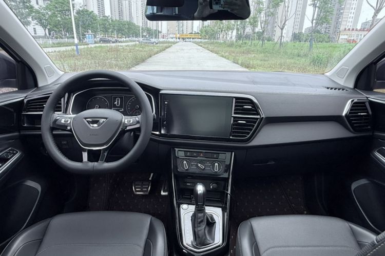 Used Jetta VS7 2021 Panda Edition 1.4T Automatic Enjoyment Model Interior 5