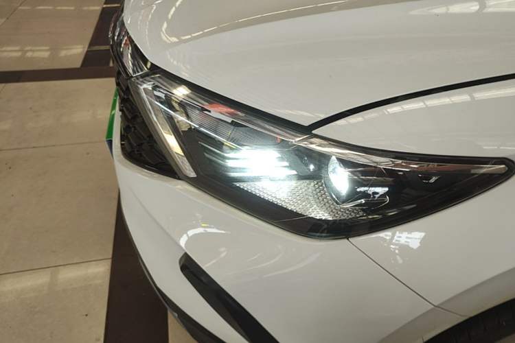 Used Jetta VS7 2021 Panda Edition 1.4T Automatic Enjoyment Model Left Front Headlight