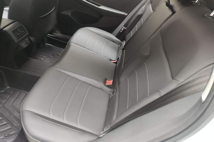 Used Jetta VS7 2021 1.4T Automatic Glory Edition Left Rear Seat