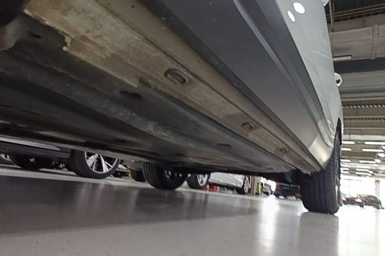 Used Jetta VS7 2021 Panda Edition 1.4T Automatic Glory Version Left Side Sill
