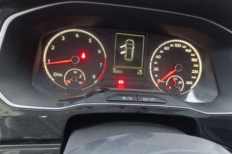 Used Jetta VS7 2021 30th Anniversary Edition 1.4T Automatic Enjoyment Model Odometer Close Up