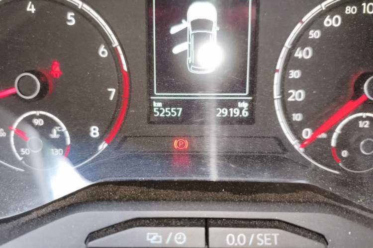 Used Jetta VS7 2021 1.4T Automatic Entry Model Odometer Close Up