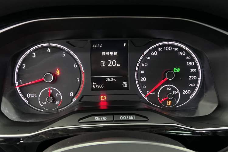 Used Jetta VS7 2021 Panda Edition 1.4T Automatic Enjoyment Model Odometer Close Up