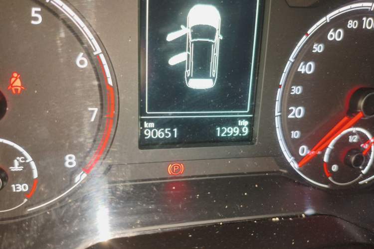 Used Jetta VS7 2021 30th Anniversary Edition 1.4T Automatic Enjoyment Model Odometer Close Up