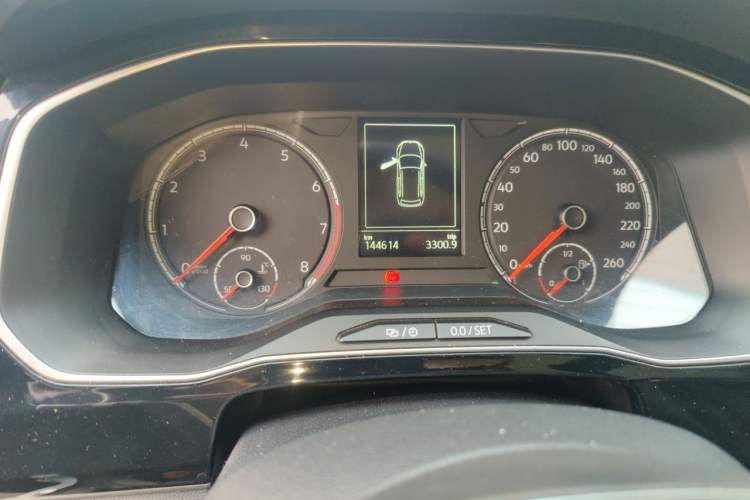 Used Jetta VS7 2021 30th Anniversary Edition 1.4T Automatic Enjoyment Model Odometer Close Up