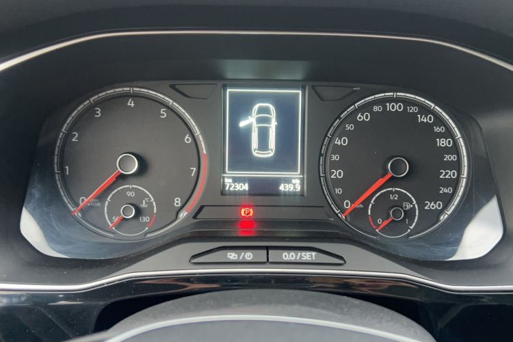 Used Jetta VS7 2021 1.4T Automatic Enjoyment Edition Odometer Close Up
