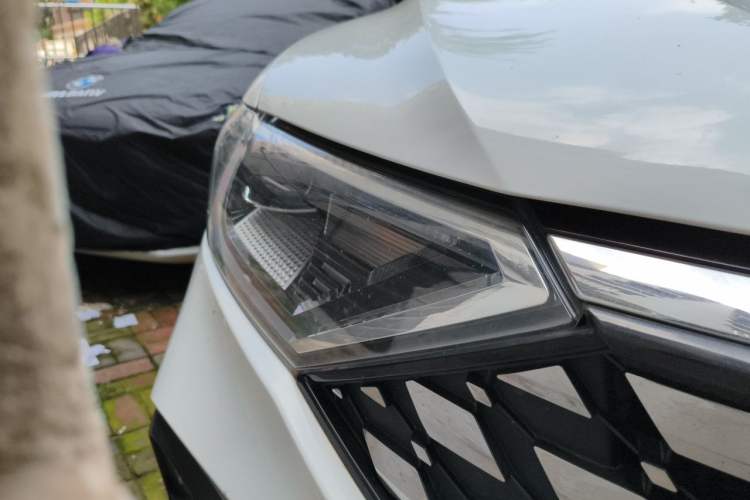 Used Jetta VS7 2021 1.4T Automatic Entry Model Right Front Headlight