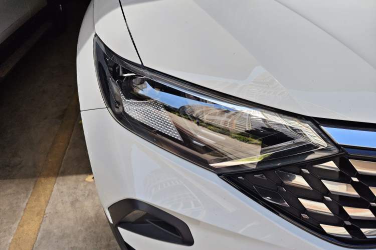 Used Jetta VS7 2021 1.4T Automatic Enjoyment Edition Right Front Headlight