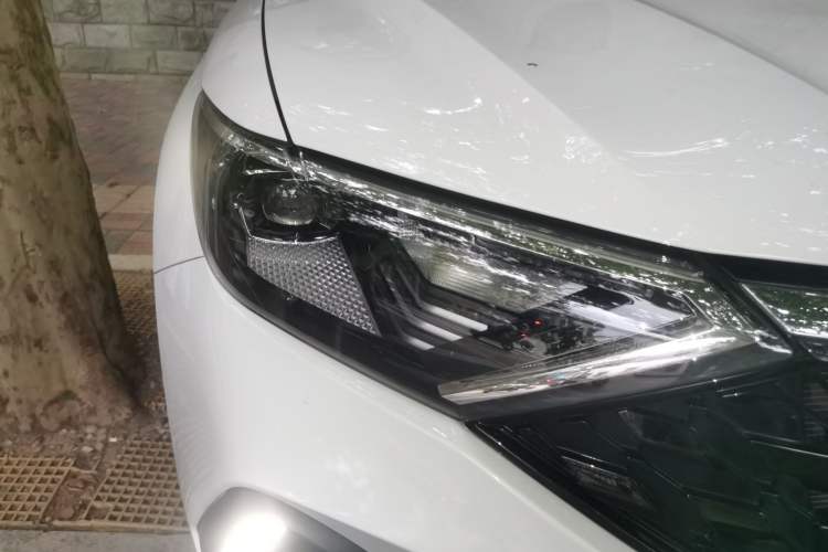Used Jetta VS7 2021 Panda Edition 1.4T Automatic Enjoyment Model Right Front Headlight