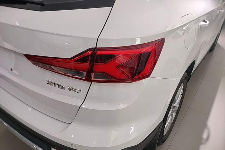 Used Jetta VS7 2021 1.4T Automatic Entry Model Right Rear Taillight