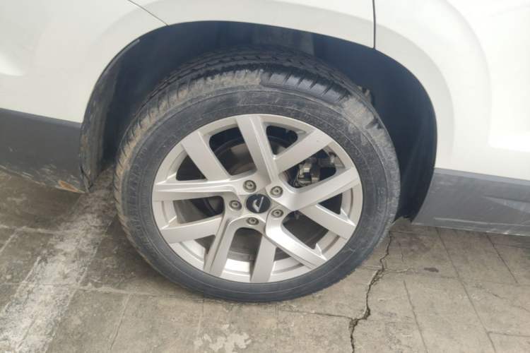 Used Jetta VS7 2021 30th Anniversary Edition 1.4T Automatic Enjoyment Model Right Rear Wheel Hub