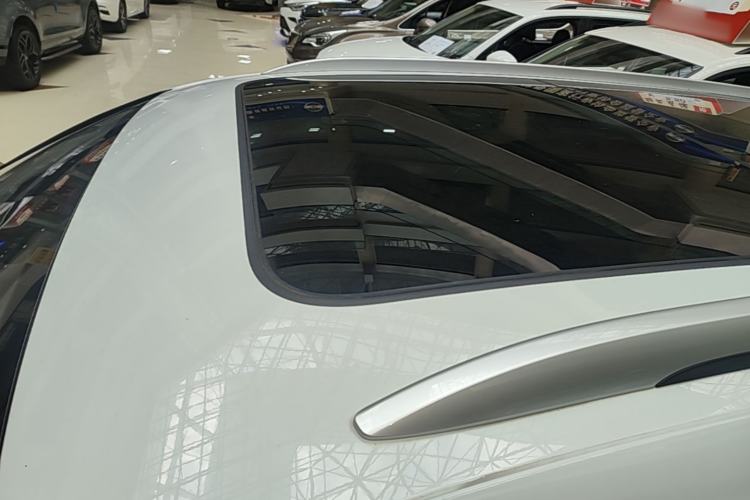 Used Jetta VS7 2021 1.4T Automatic Glory Edition Roof
