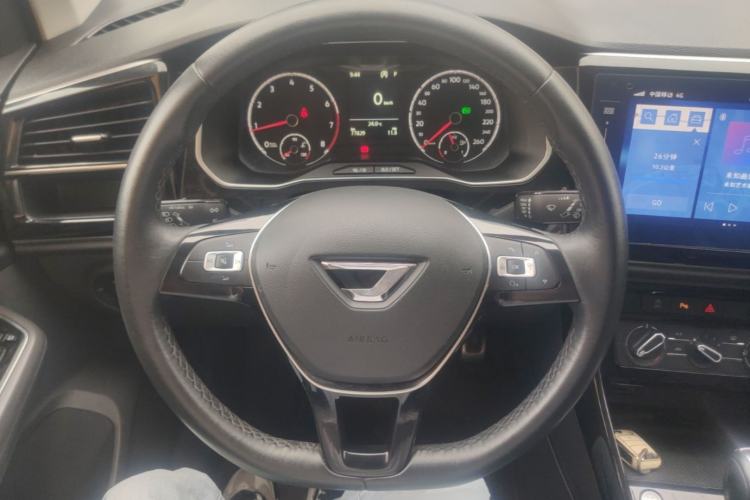Used Jetta VS7 2021 30th Anniversary Edition 1.4T Automatic Enjoyment Model Steering Wheel