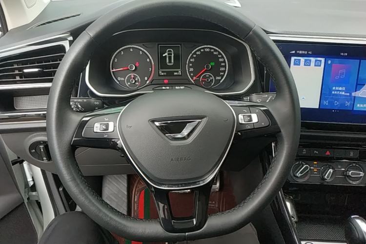Used Jetta VS7 2021 30th Anniversary Edition 1.4T Automatic Enjoyment Model Steering Wheel