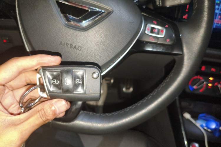 Used Jetta VS7 2021 30th Anniversary Edition 1.4T Automatic Enjoyment Model Vehicle Key