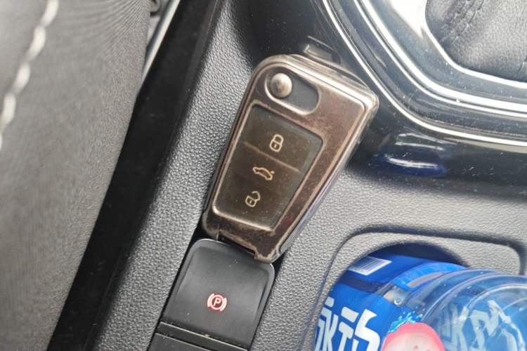 Used Jetta VS7 2021 Panda Edition 1.4T Automatic Enjoyment Model Vehicle Key
