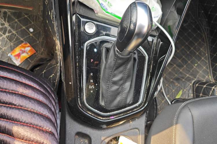 Used Jetta VS7 2022 1.4T Automatic Enjoyment Pro Edition Gear Lever