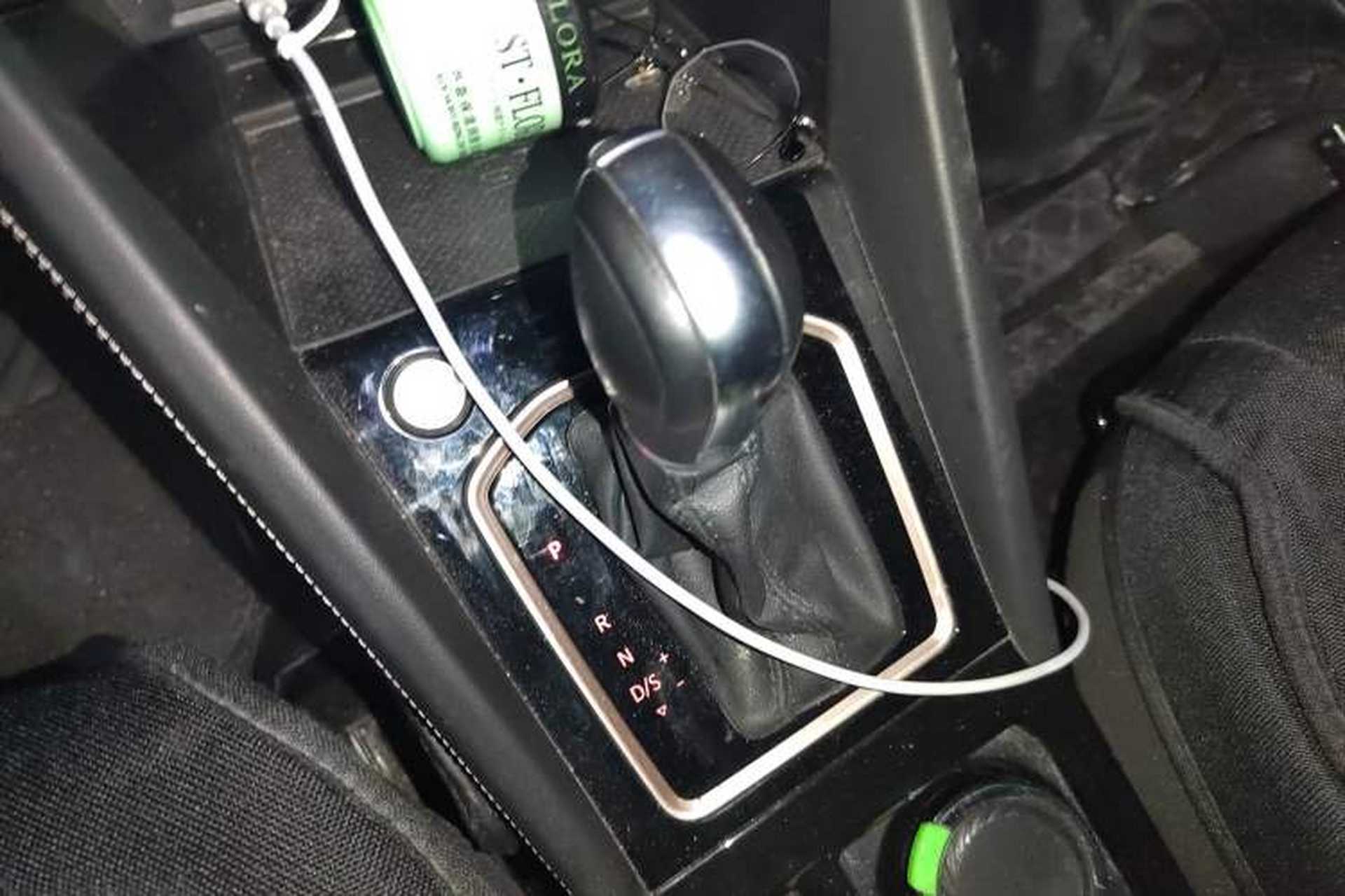 Used Jetta VS7 2022 280TSI Automatic High-Gloss Glory Edition Gear Lever