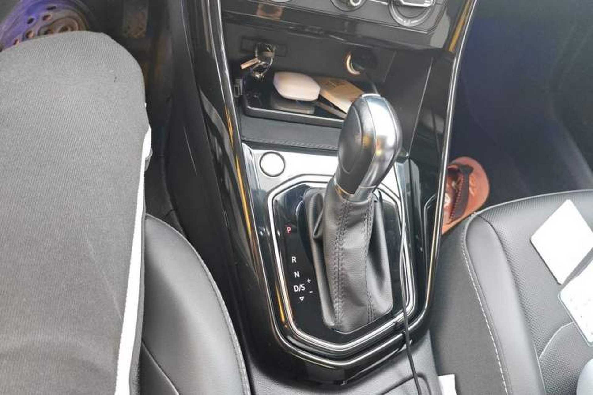 Used Jetta VS7 2022 Black Edition 1.4T Automatic Enjoyment Pro Version Gear Lever