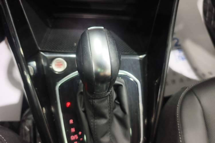 Used Jetta VS7 2022 Black Edition 1.4T Automatic Enjoyment Pro Version Gear Lever