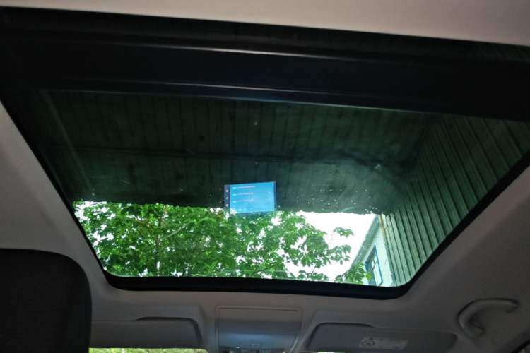 Used Jetta VS7 2022 280TSI Automatic Trend Edition Headliner