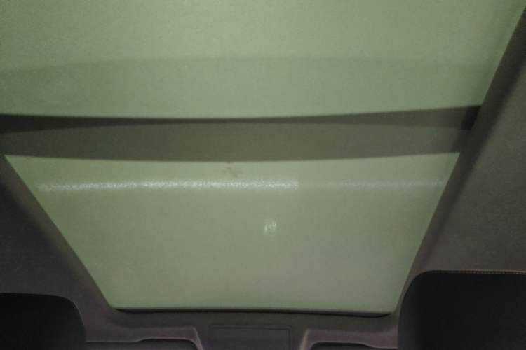 Used Jetta VS7 2022 280TSI Automatic High-Gloss Glory Edition Headliner